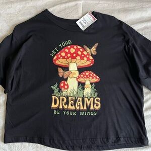 mushroom crop top!